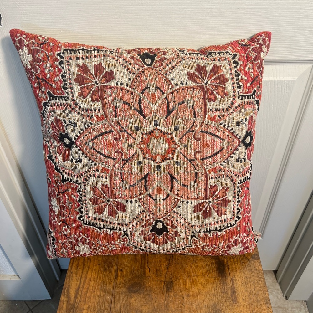 Pier One Imports Tapestry decorative Throw Pillow Vintage Style Boho Kilim Style